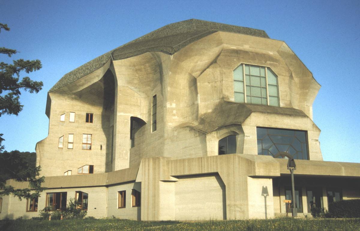 Architecture and Spirit of the Time – Encounters with beings in