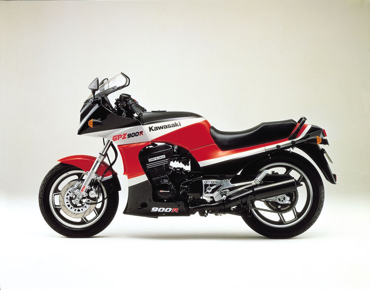 温故知新 初代NInja GPZ900R FOREVER 2「GPZ900R・Ninja大全1 A1〜A6