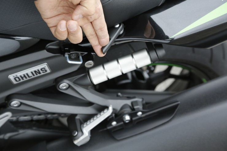 BEST BUY BIG BIKE－ 『ビッグバイクの奨め』 Kawasaki Ninja ZX-14R