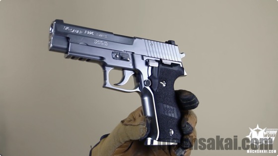 東京マルイ】 シグ ザウエル P226レイル クロームステンレス ガスブロ