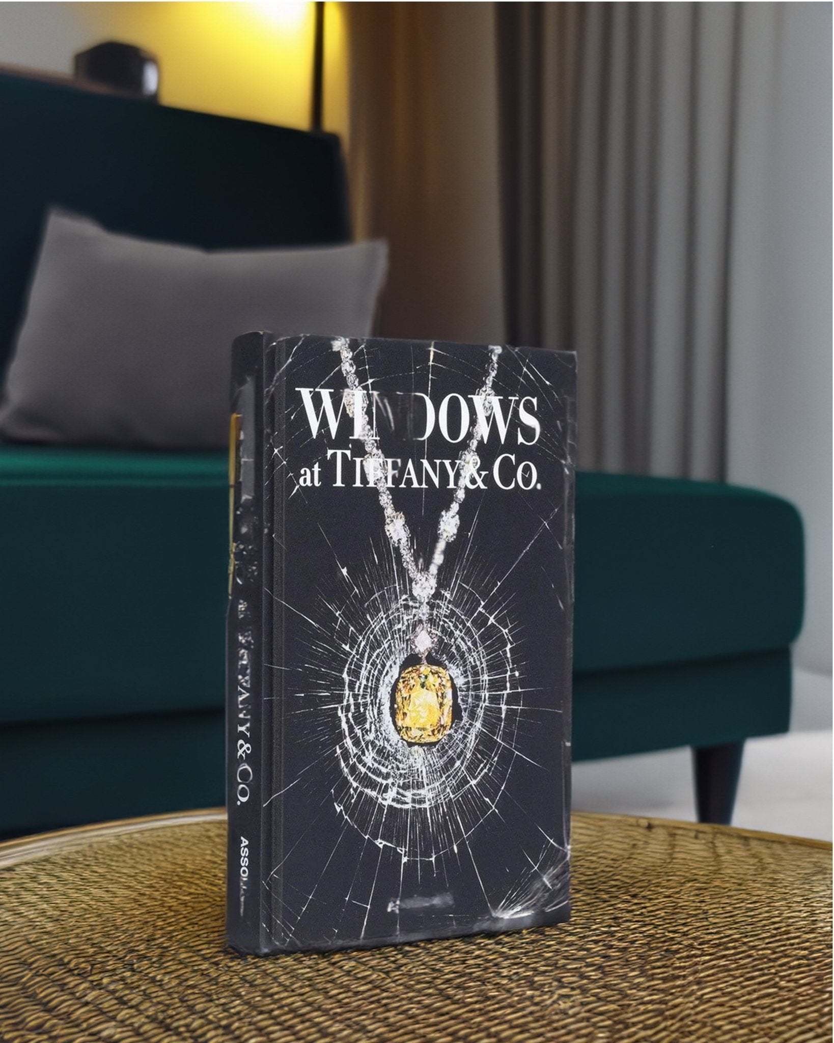 Windows at Tiffany & Co. – Maison SIA