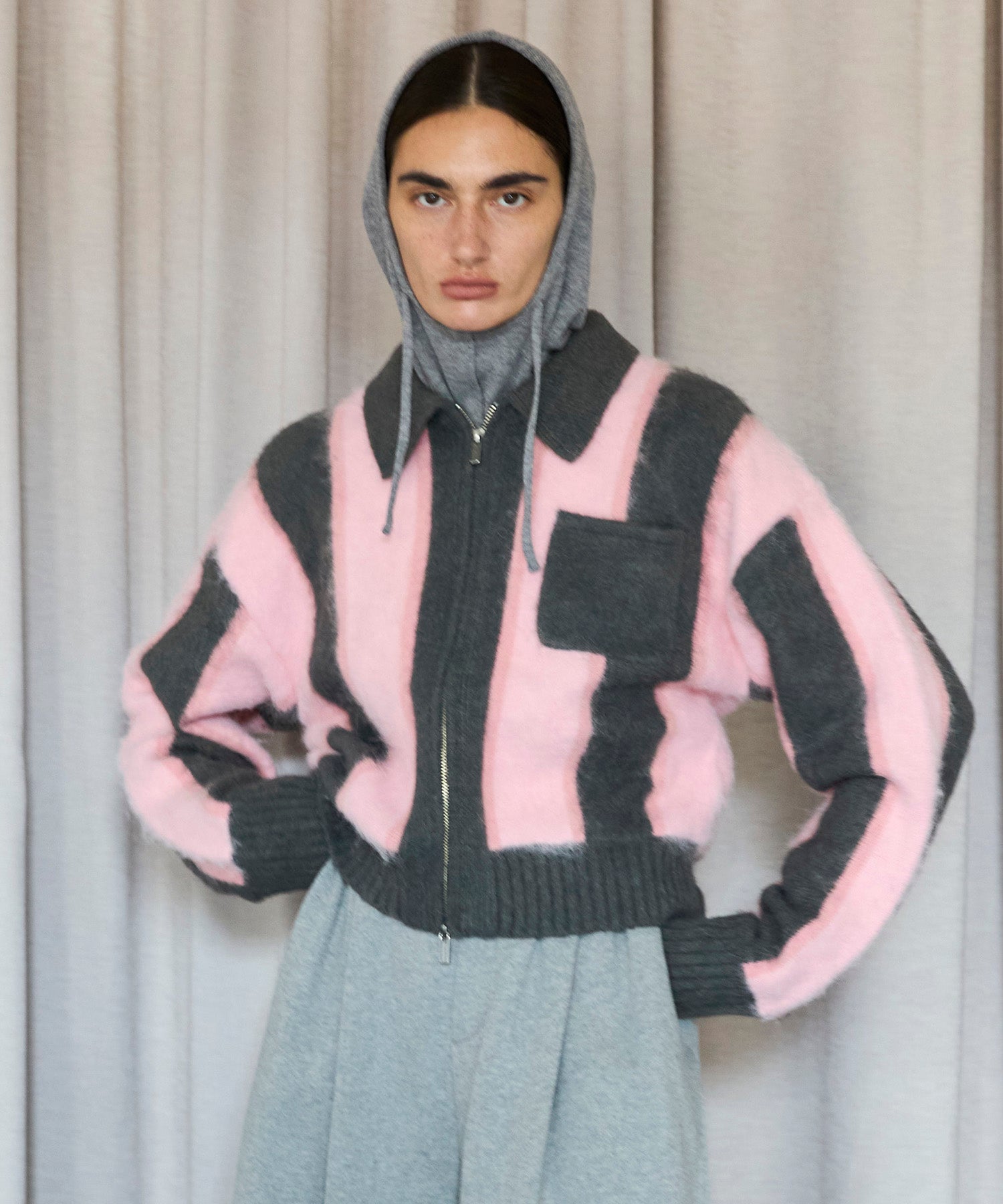 25AUTUMN PRE-ORDER] Soutien Collar Stripe Zip Knit Cardigan