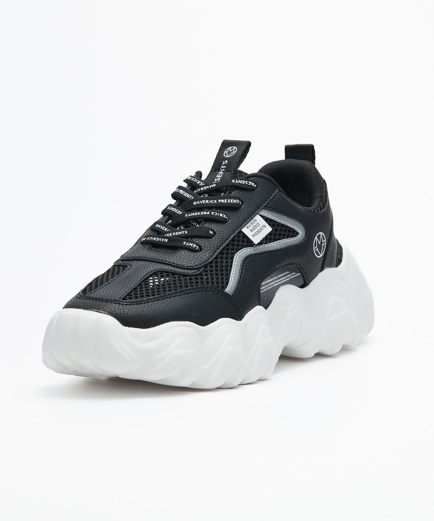 Closed-Toe Sneaker Sandals – MAISON MAVERICK PRESENTS