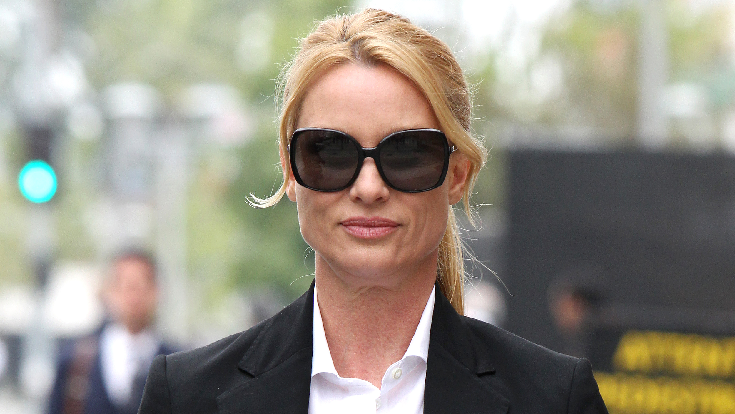 Nicollette Sheridan gets new trial against ABC