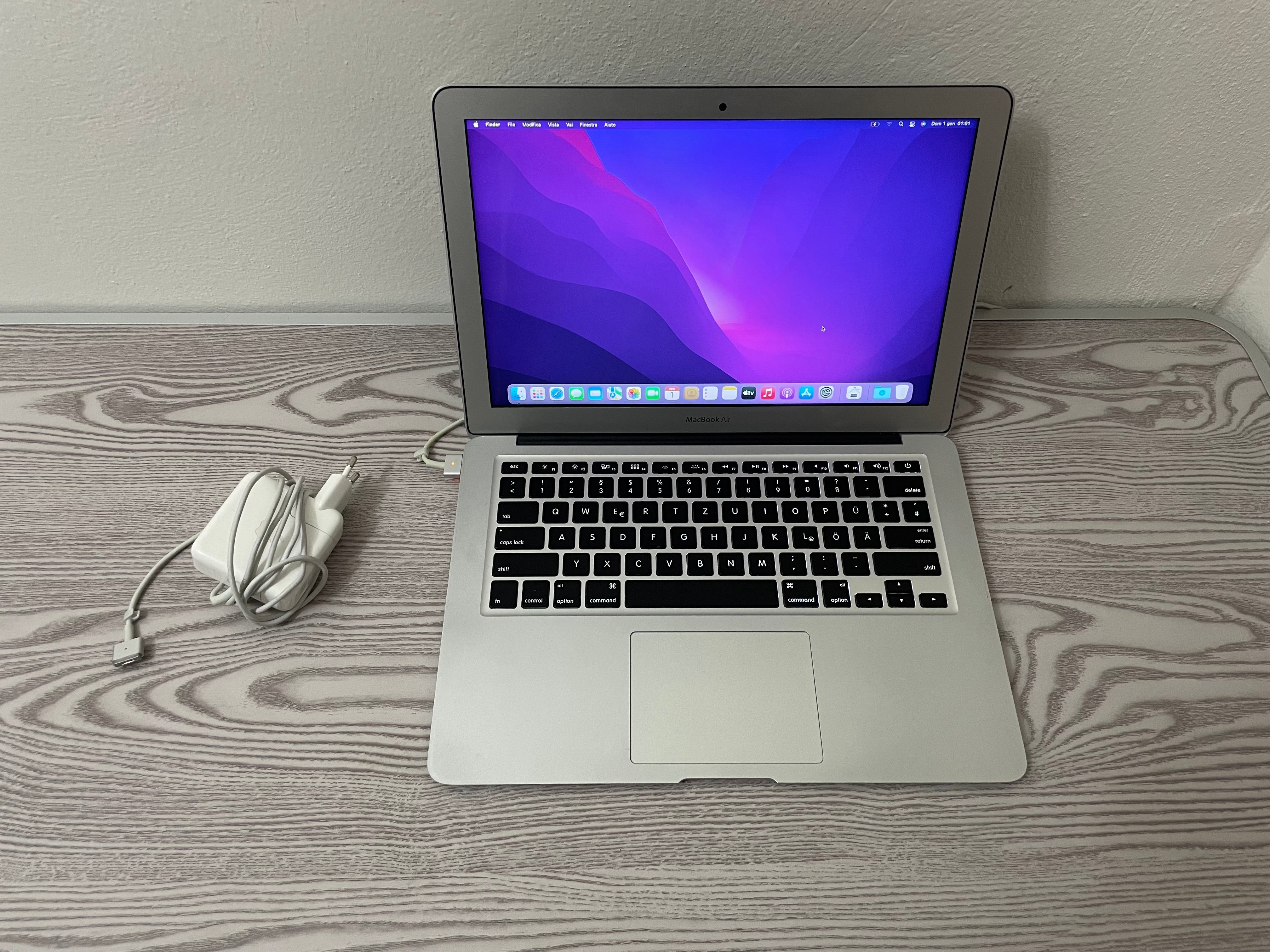 MacBook Air (2017) [13.3