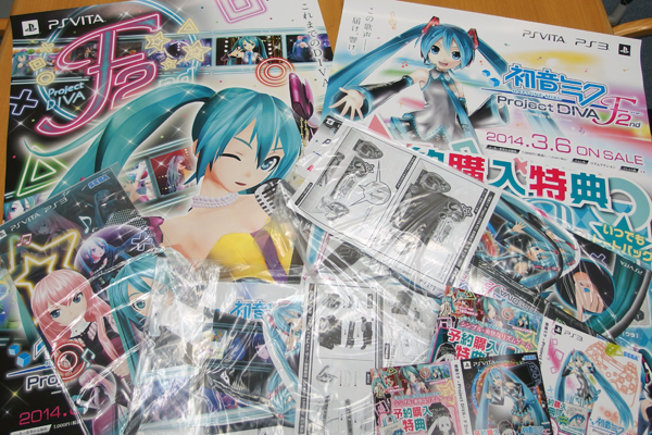 お店にも歌姫が降臨してますよー！ 『初音ミク -Project DIVA- F 2nd