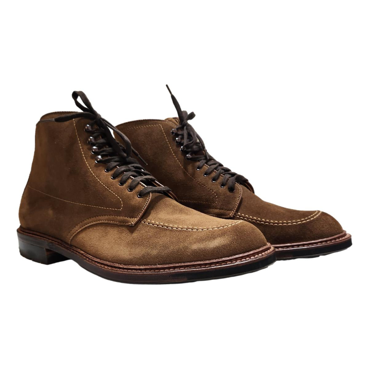 Alden 4011HC 'Indy' Boot with Commando Sole - Snuff Suede - MILWORKS
