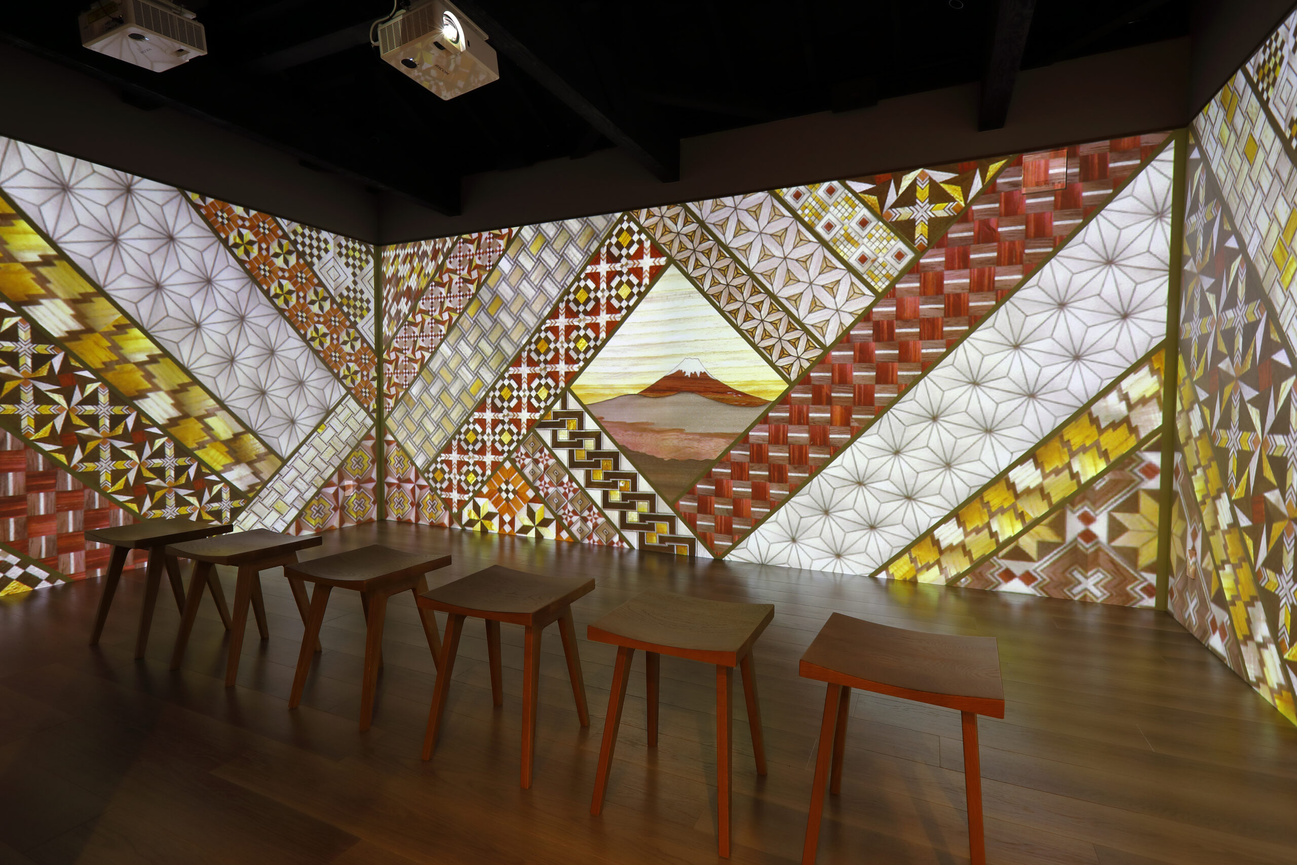 見て、触れて、学べる！「箱根からくり美術館」で箱根寄木細工の魅力を