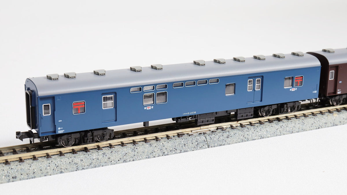 90025687_02_b6242f24-3514-4355