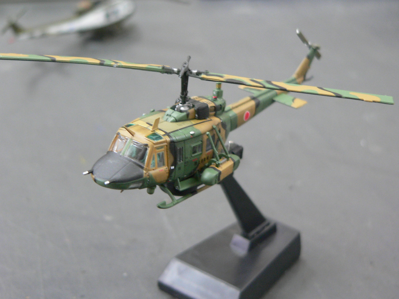 トミーテックの技MIXシリーズ、UH－1ヘリにローター回転ユニット