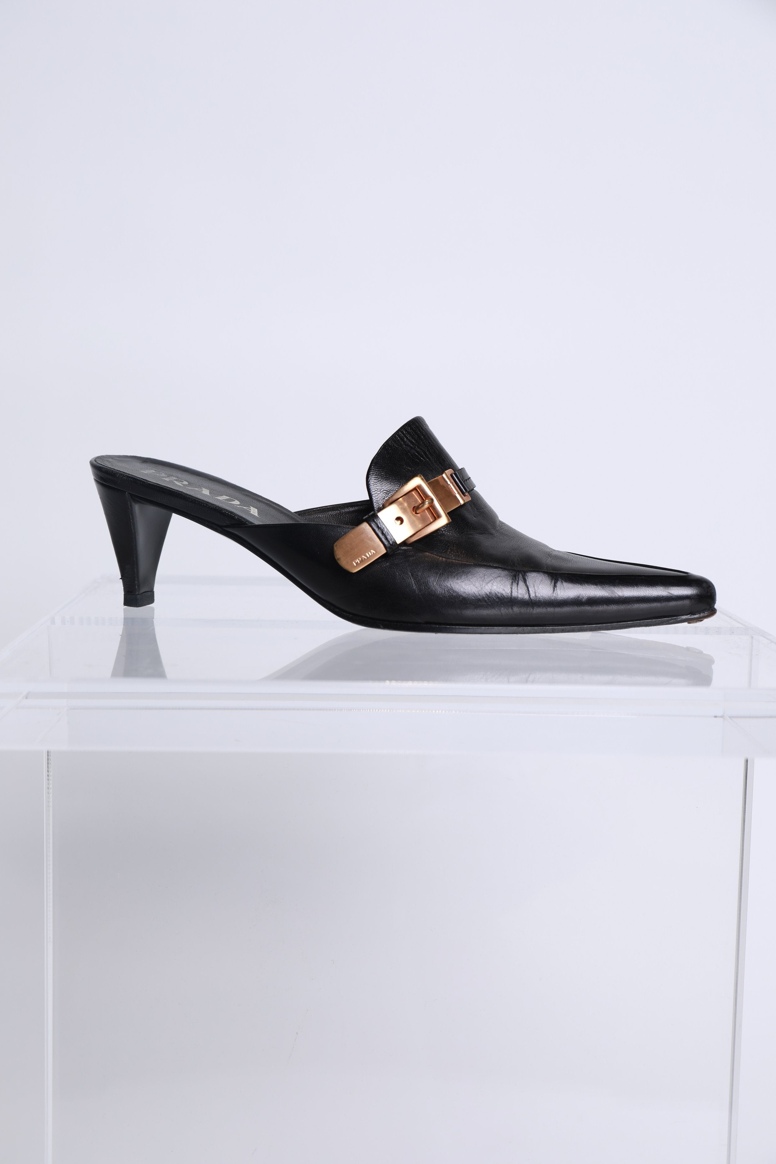 靴 Archive prada patent leather mules 36.5 Vintage Prada Mules