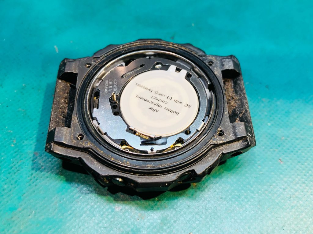 CASIO カシオ G-SHOCK DW-5600の電池交換