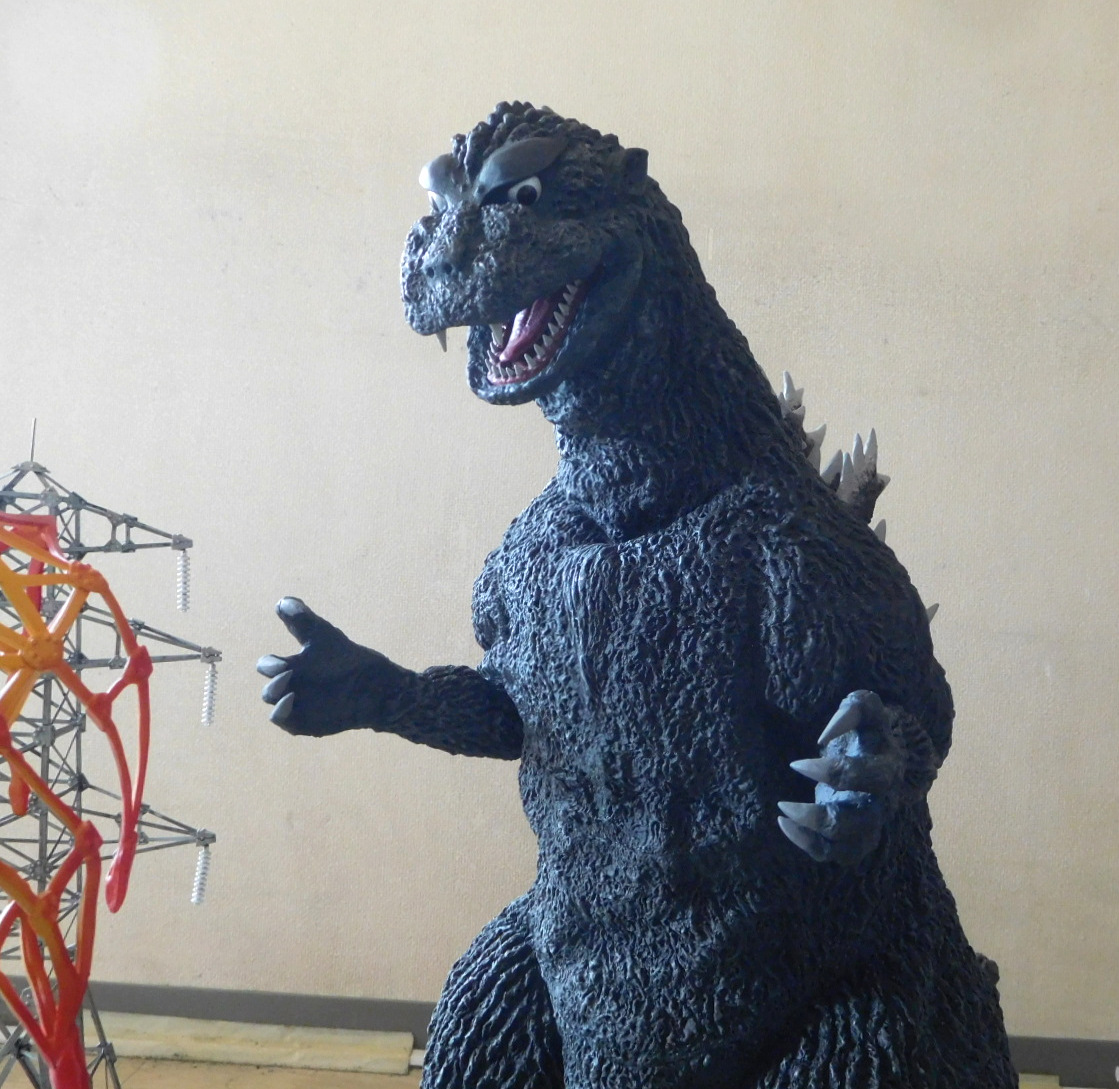 週刊 ゴジラをつくる – NAGAEアートプロダクション