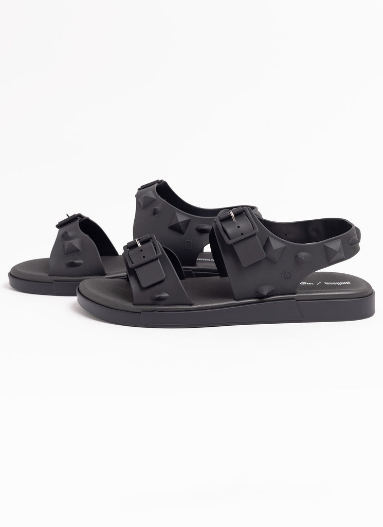 UNDERCOVETR X MELISSA 