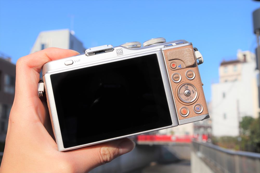 格安レンタル] OLYMPUS（オリンパス） PEN E-PL9 ボディ ミラーレス