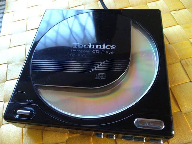 Technics Portable CD Player SL-XP3