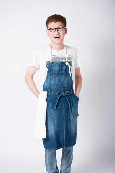 よしもとニュースセンター : glamb、ロバート馬場裕之とのコラボ