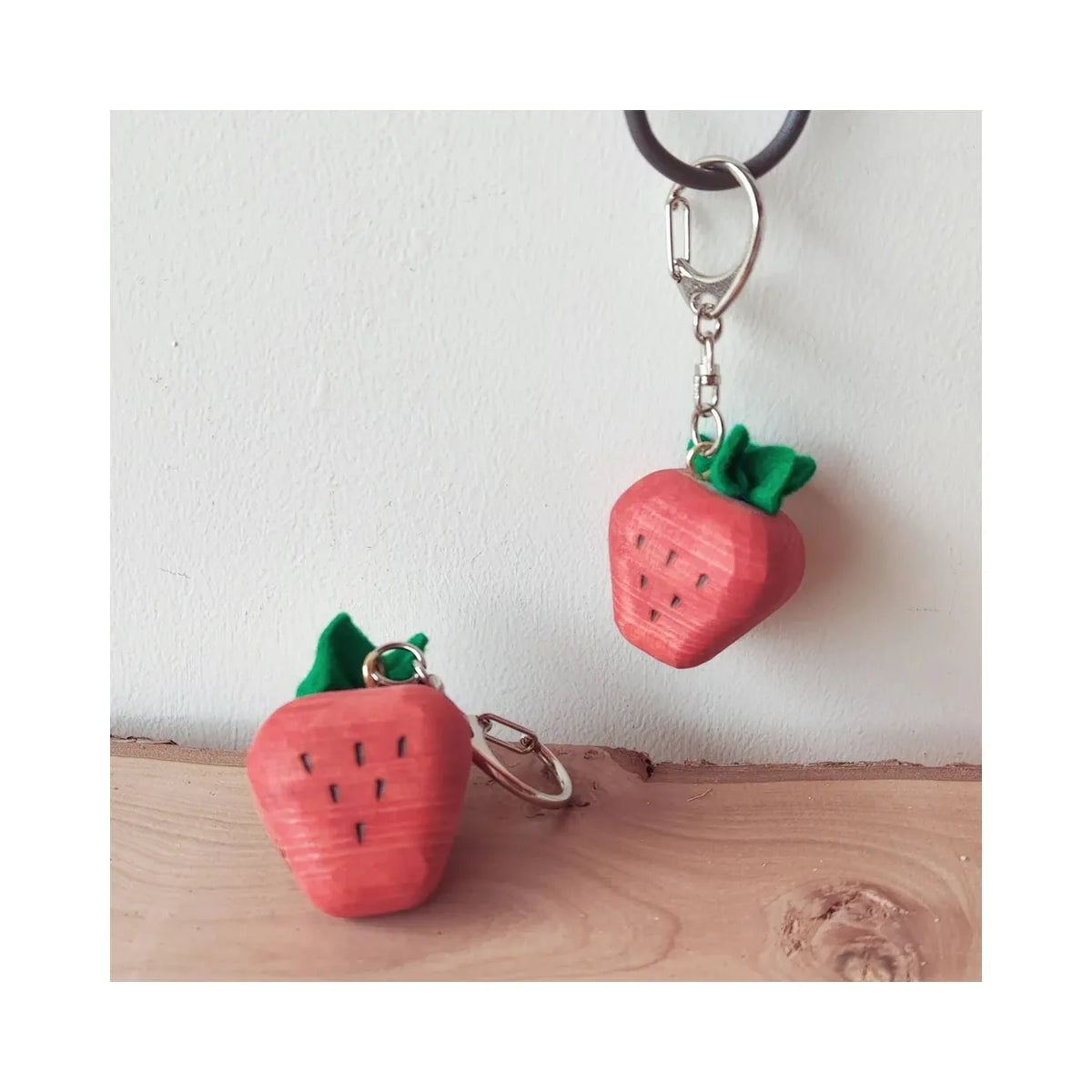 いちご キーホルダー | ギフトショップ Nihon Miyabi 通販サイト