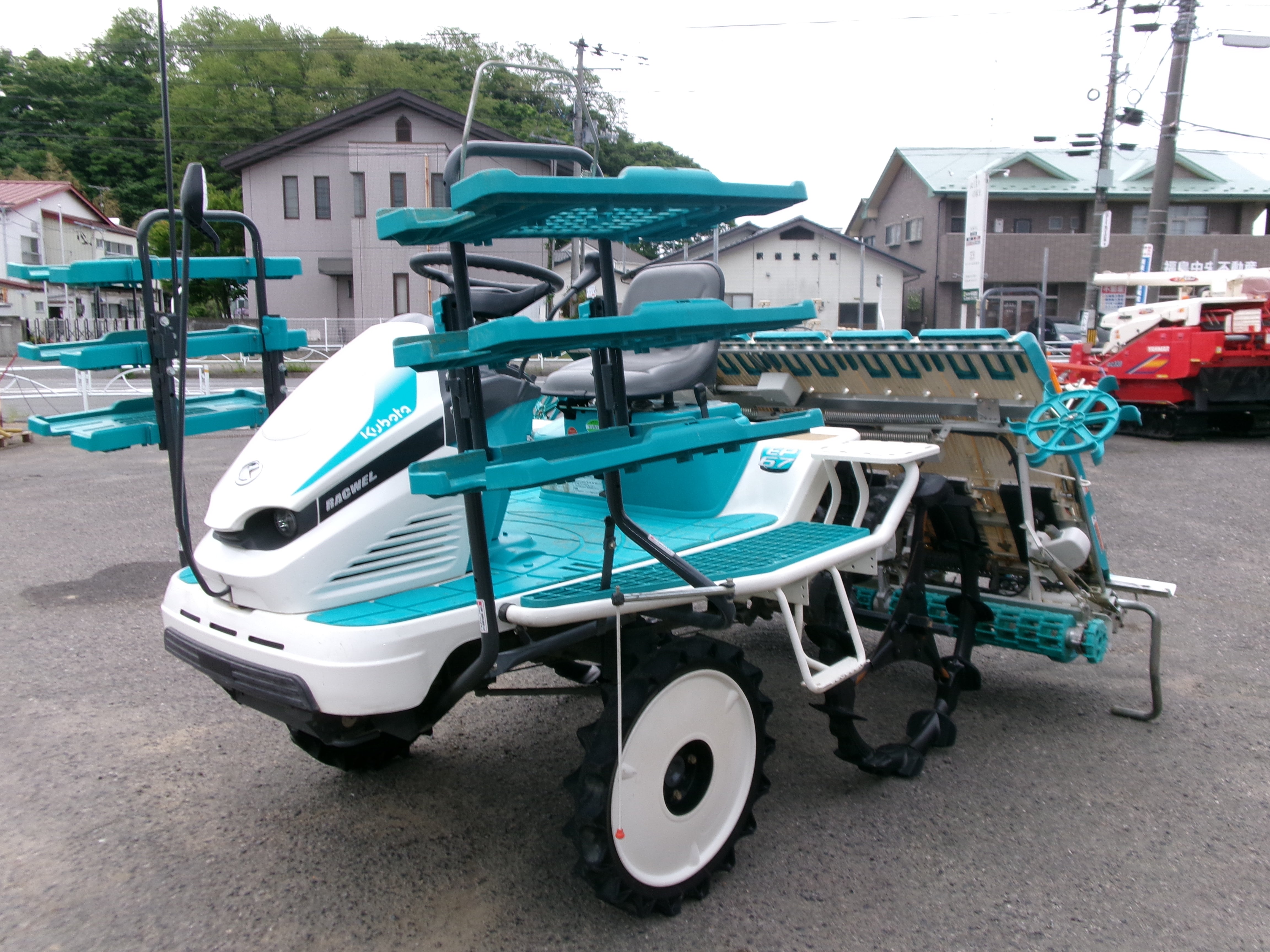 クボタ 中古 田植機 6条植え EP67 – 農キング