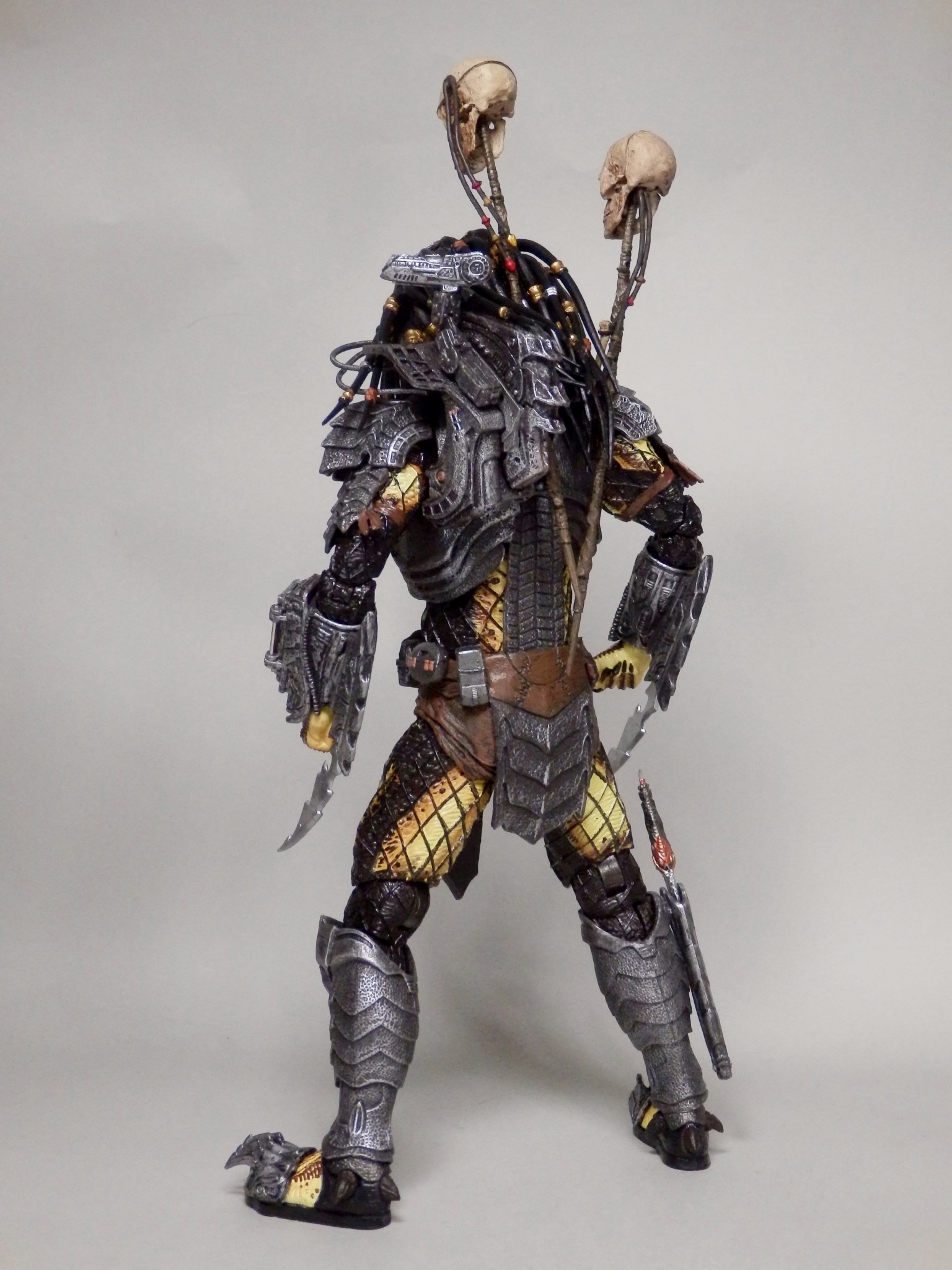 レビュー:NECA(ネカ) チョッパー プレデター(7インチアクション