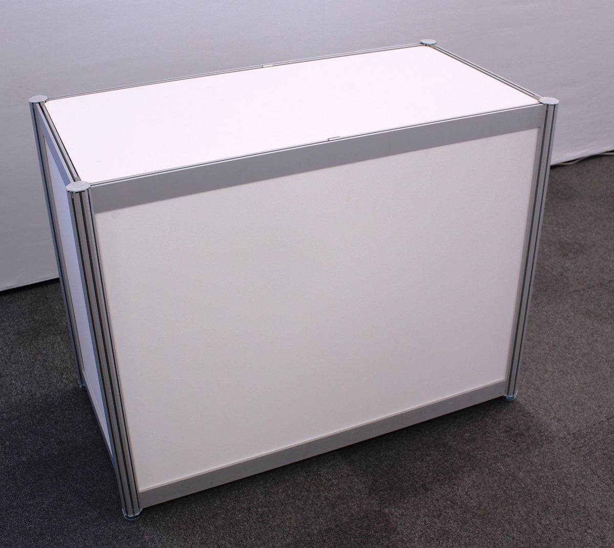 02_0dbbe045-1b9f-4ef7-9012-