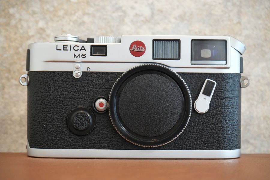LEICA M6 Silver ERNST WETZLAR GMBH刻印 箱付き OH済み – まるかめら