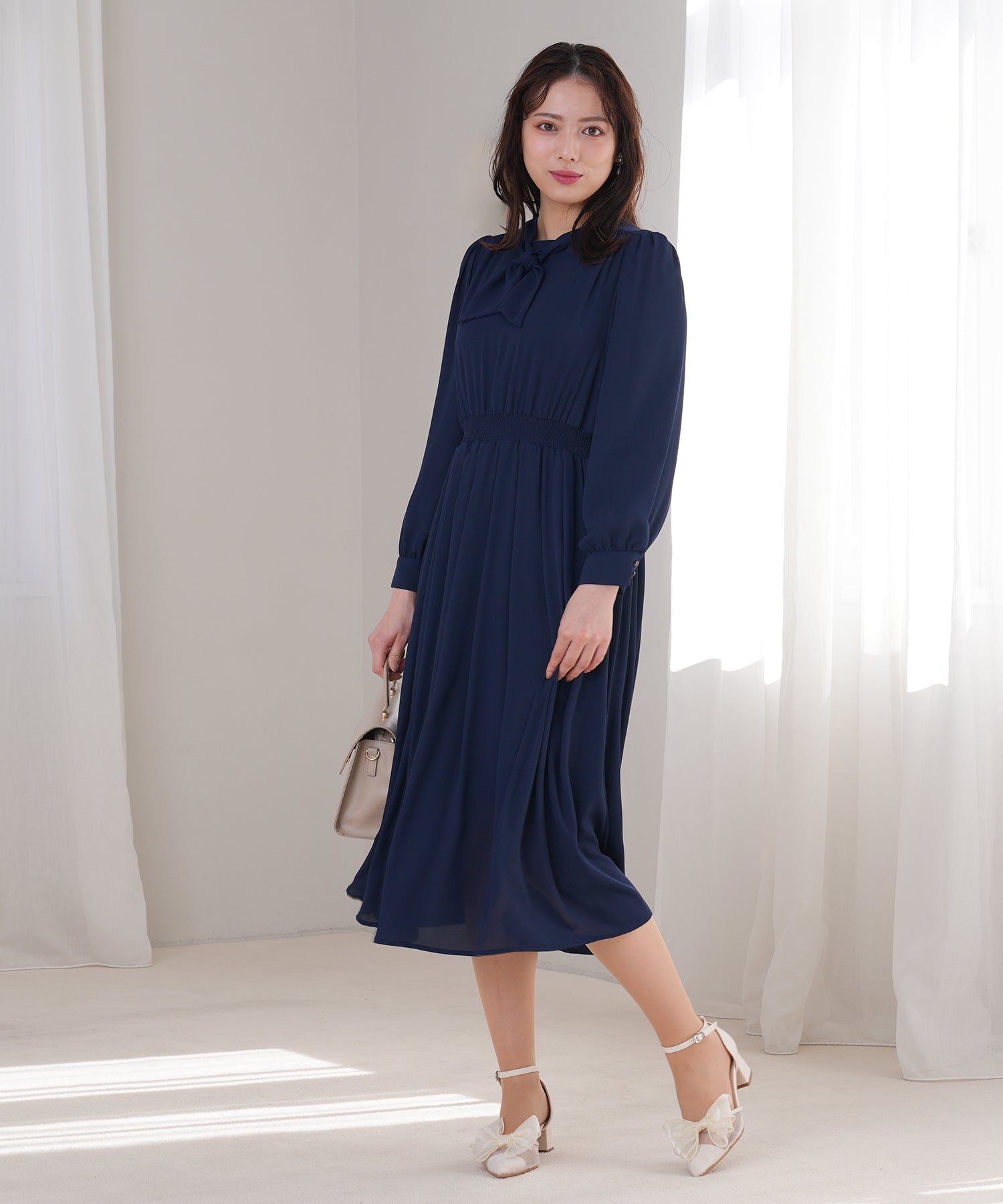 シフォンジョーゼットボウタイワンピース