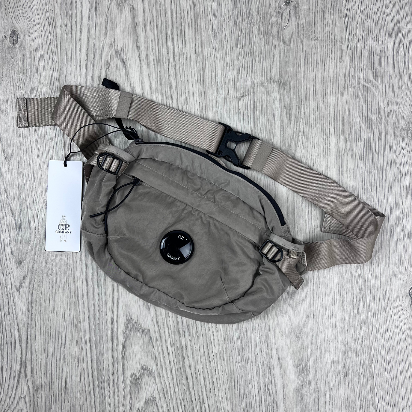 CP Company | Men's Zip Chrome Bag | Vintage Khaki | Outlet Sale