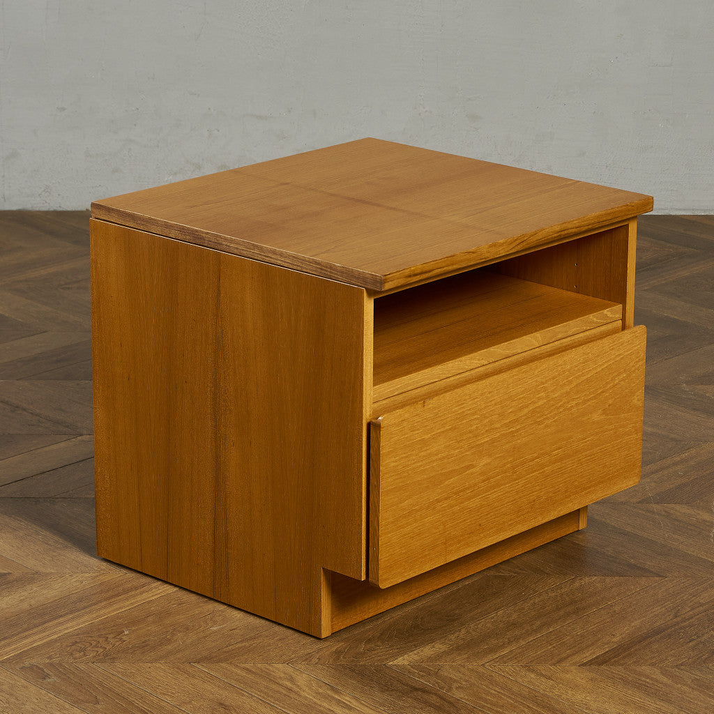 ビーバー＆タプレイ BEAVER&TAPLEY ヴィンテージ ベッドサイド