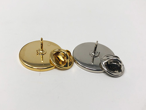 ピンバッジと缶バッジ(缶バッチ)の違いはどこにあるのか？ | 缶バッジ