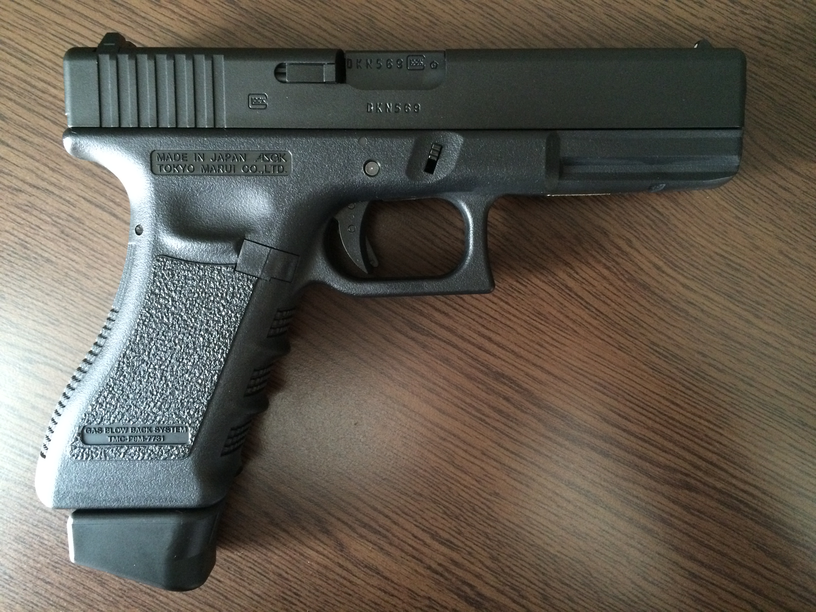 レビュー】東京マルイ GLOCK22 | CarMili+G