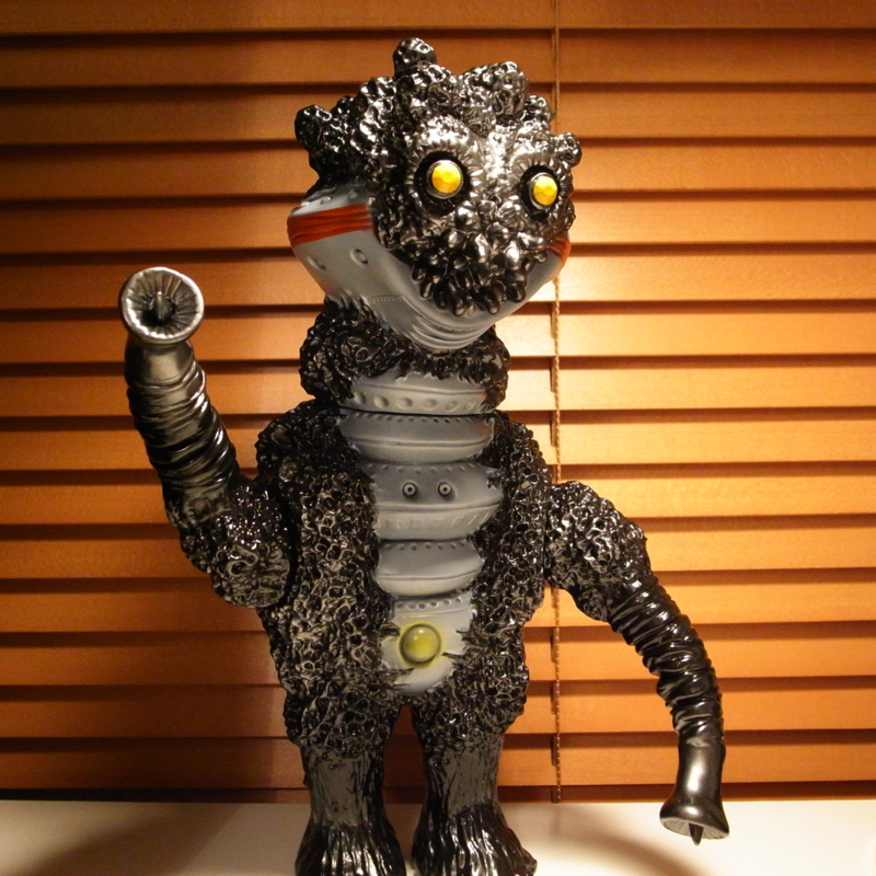 ZOLLMEN(ゾルメン) 円盤怪獣(Flying saucer kaiju) Rumble Monsters