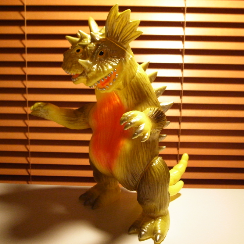 ZOLLMEN 双生獣バジラ RUMBLE MONSTERS Ver. - エスムスザイン es muss