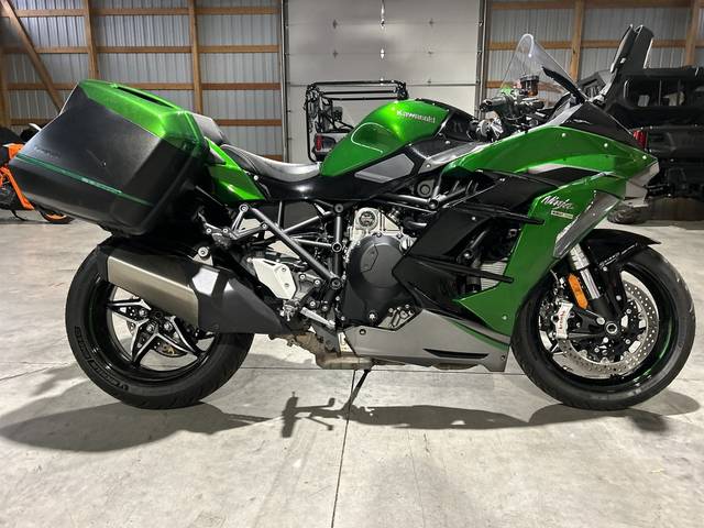 2021 Kawasaki Ninja H2™ SX SE+ | Zacho Sports Center