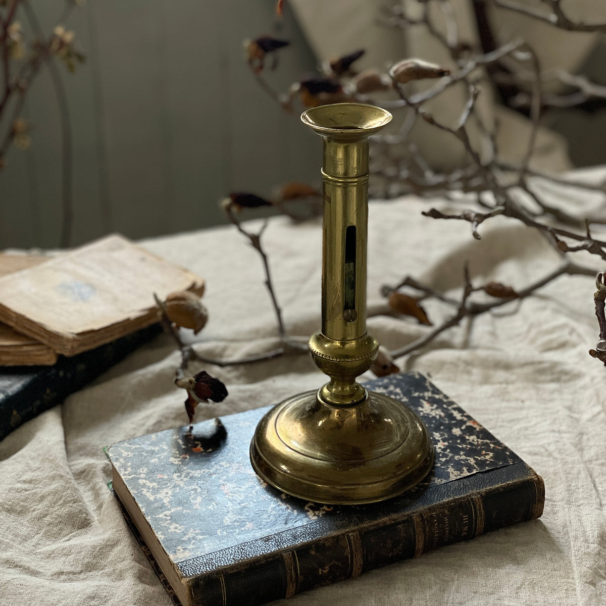 高さ調節ができる真鍮キャンドルスタンド（高さ21cm） フランス