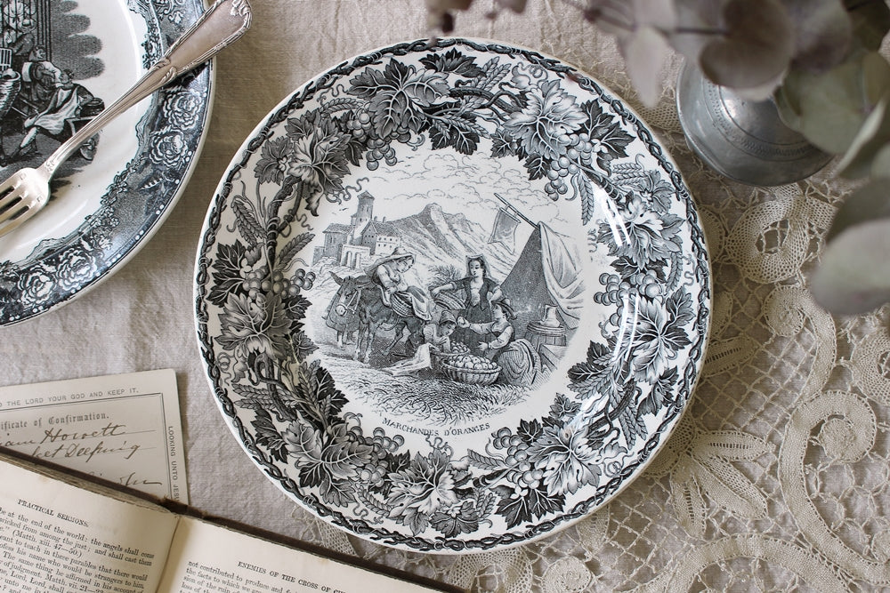 マーストリヒト ソシエテ セラミック社グリザイユプレート（直径23cm