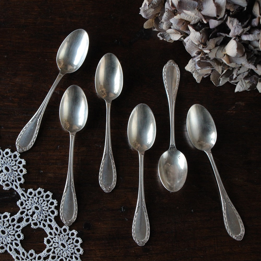 アイスブルー。フランスアンティークカトラリー17本セット アイス