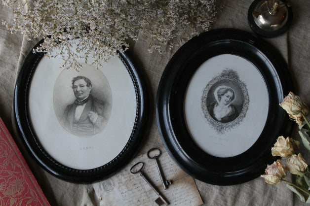 ナポレオン3世 素敵なオーバルフレーム（額縁） フランスアンティーク