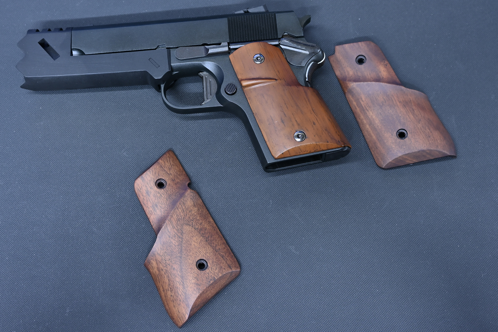 リコリコ 千束の銃 専用木製グリップ | ♡ Claire Crime Buster ♡