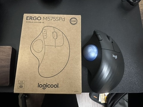 あの大人気マウスが7,000円でアップグレード】ロジクール M575SPdを