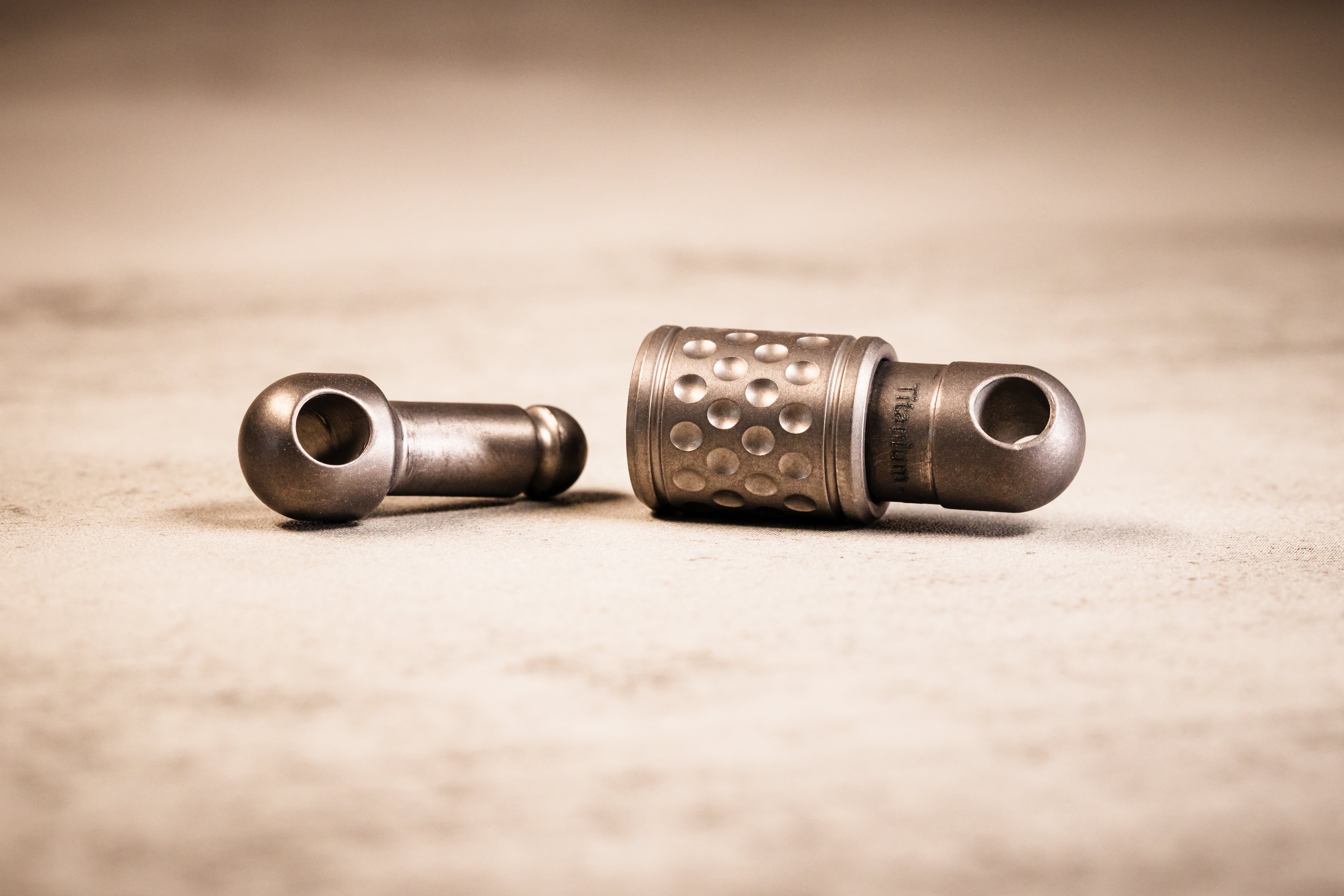 Titanium QD Kwik Release Keychain Coupler – CountyComm