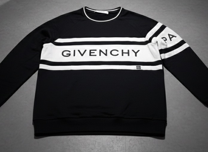 GIVENCHY フロントボーダーロゴ スウェットシャツ を買取 - 買取専門店