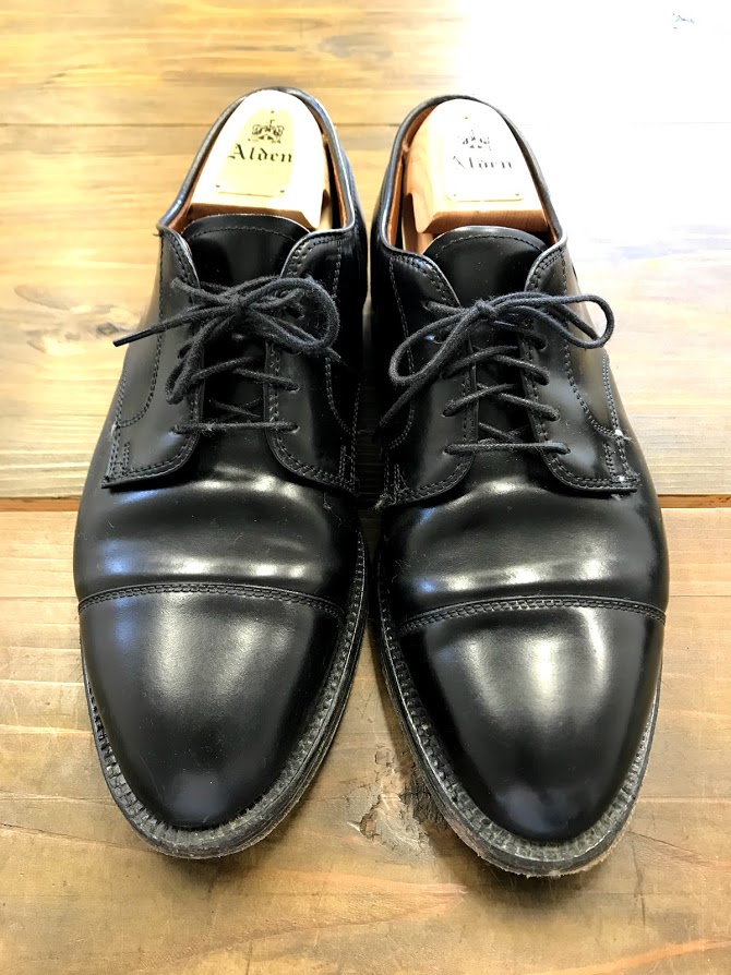オールデン2161ストレートチップコードバンの靴磨き