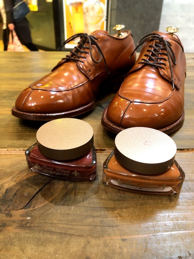 オールデン54420Vチップカーフの靴磨き