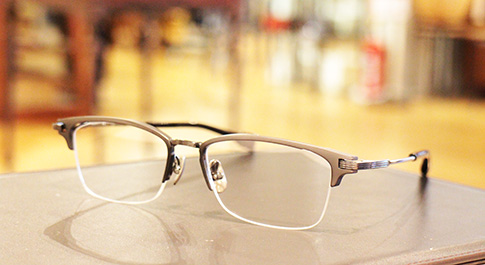 999.9(フォーナインズ)｜鹿児島 メガネセレクトショップ｜D-Eye