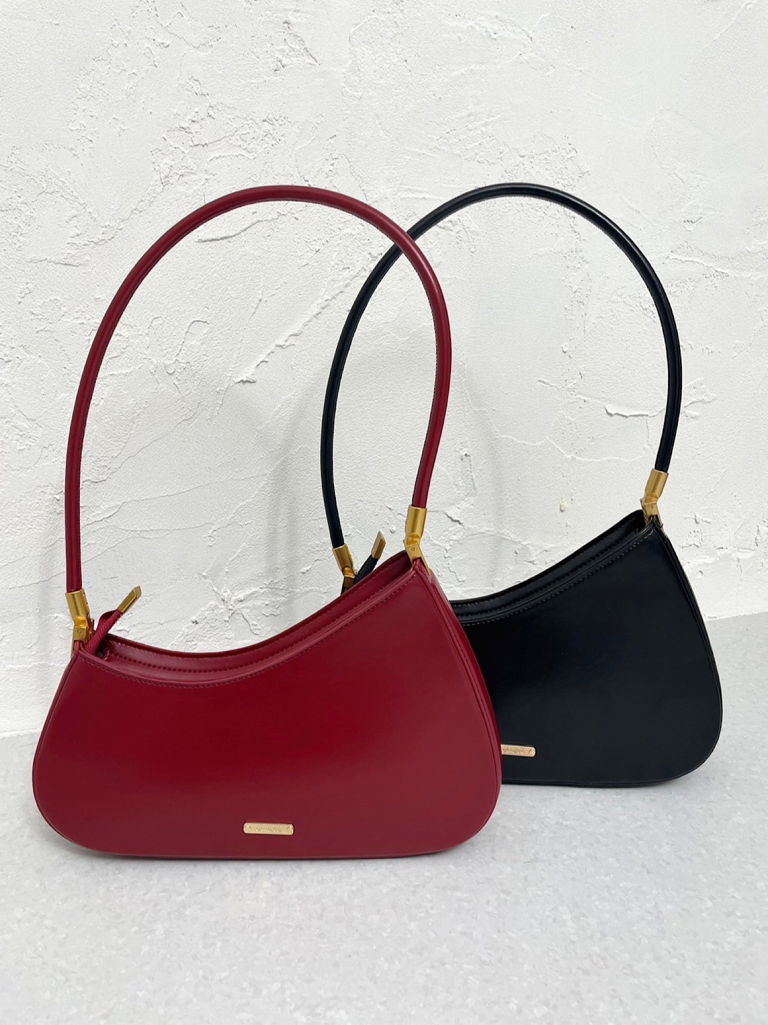 Accent logo curve shoulder bag | DIANTÉ (ディアンテ)公式通販サイト