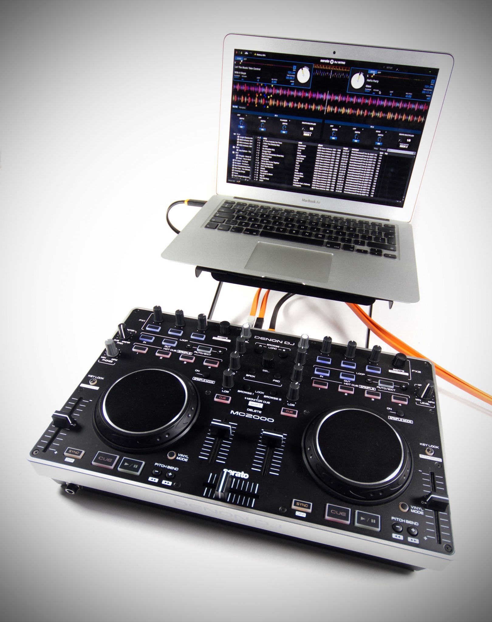 REVIEW: Denon DJ MC2000 DJ Controller – DJWORX