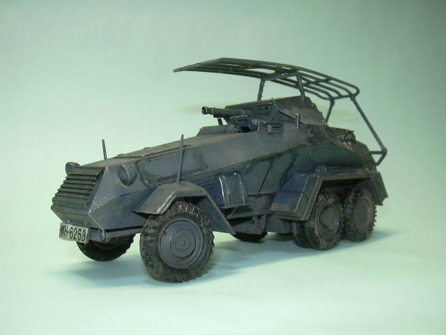 童友社（旧緑商会製）1／40 ドイツ6輪重装甲車 Sd．kfz232