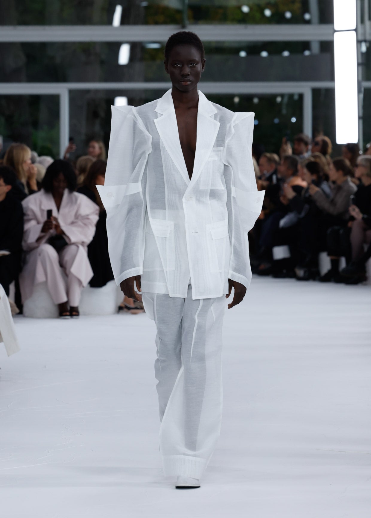 ISSEY MIYAKE SPRING SUMMER 2025 COLLECTIONS 43 – ISSEY MIYAKE EU