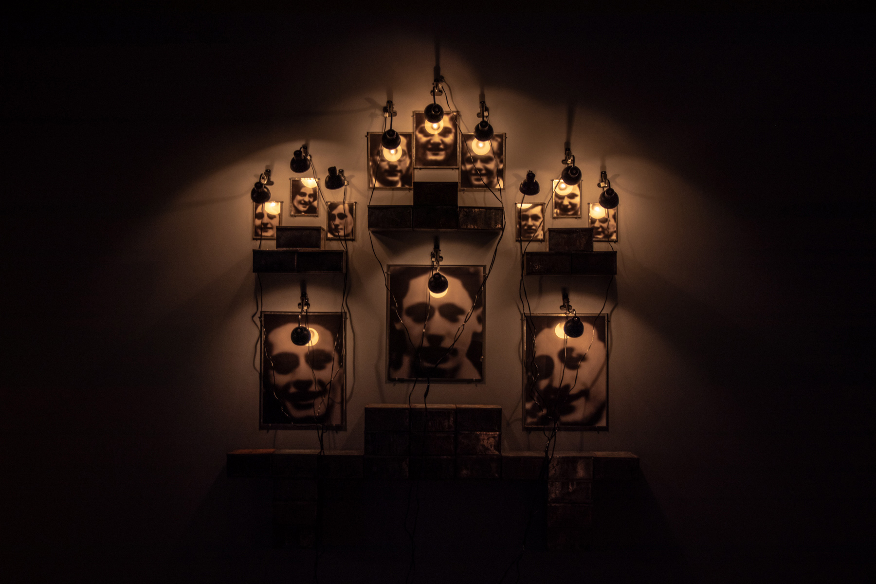 Lifetime, Christian Boltanski : National museum of Art, Osaka